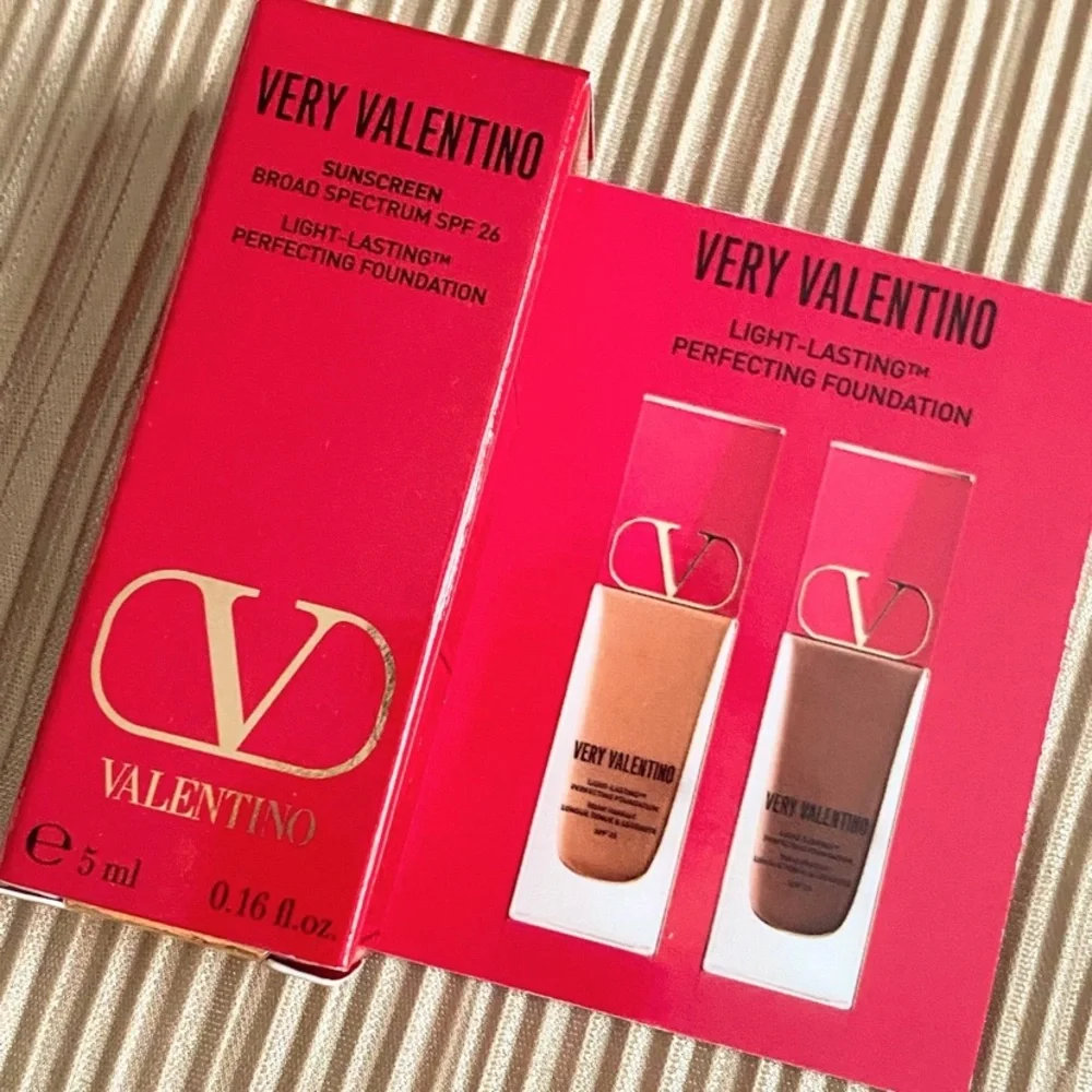 VALENTINO VERY VALENTINO FOUNDATION LIGR1 TRAVEL SIZE 5ml